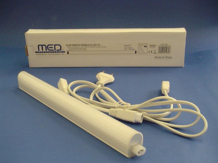 Regletta sottopensile A LED T5